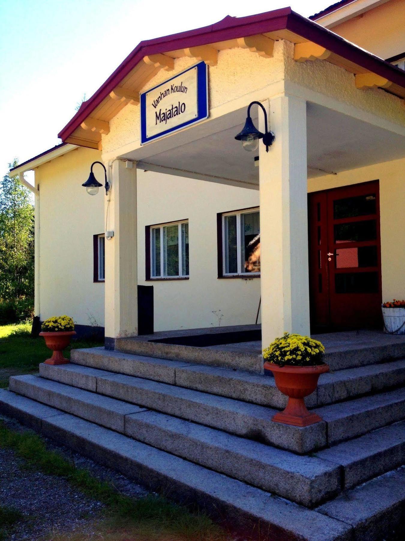 Vanhan Koulun Majatalo-Old School Guest House Kolinkylä المظهر الخارجي الصورة